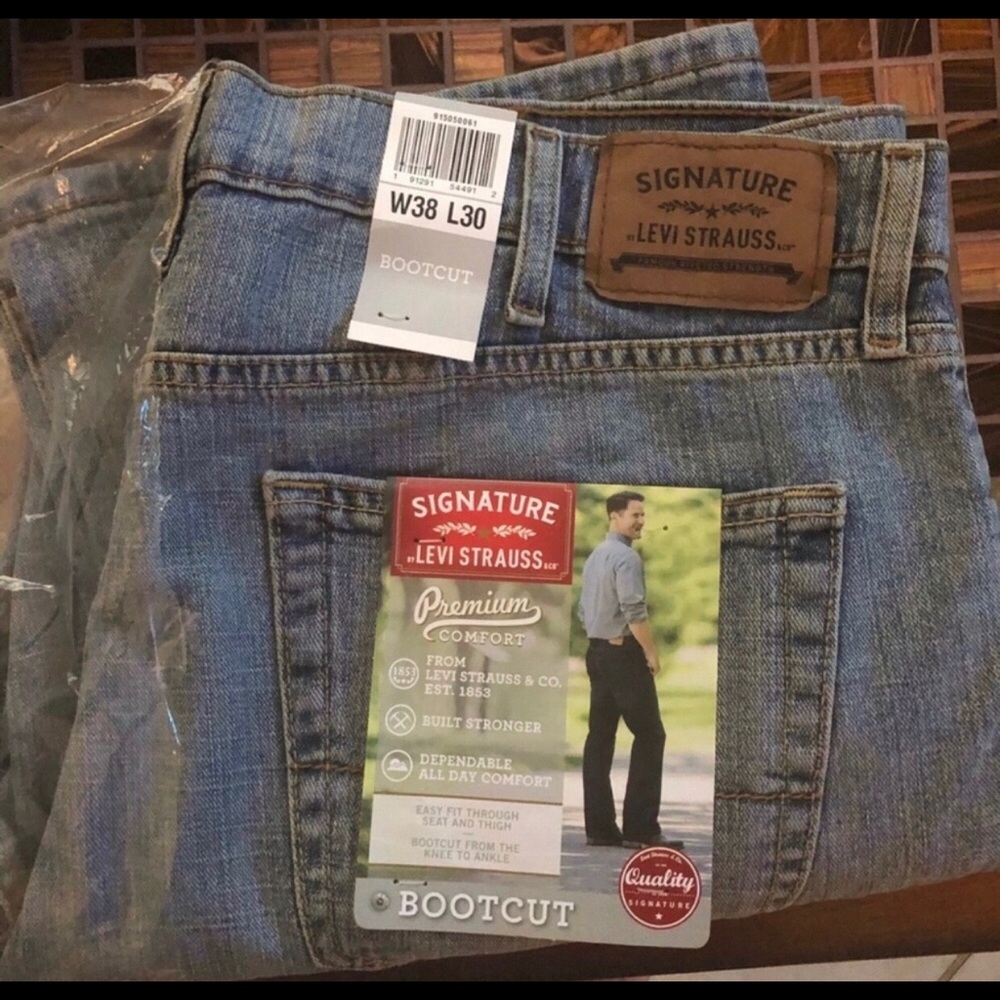 🔴SOLD!!!🔴 NWT Levi’s Signature Bootcut